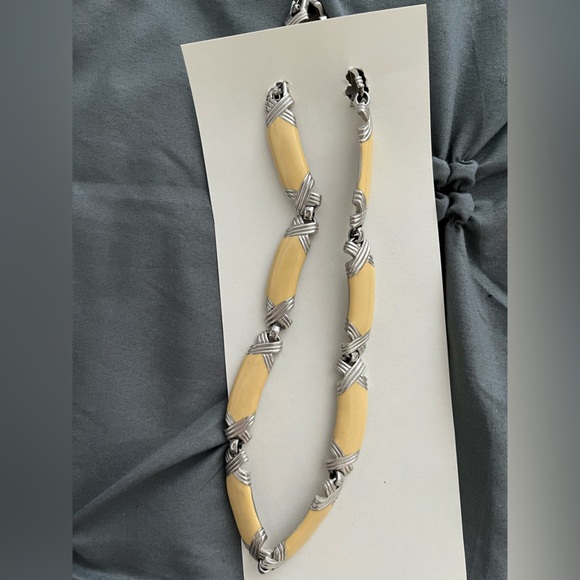 Assorted necklaces - Picture 6 of 7